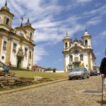 MARIANA. Plaza Minas Gerais. Iglesia del Carmen e Iglesia de San Francisco de Asís