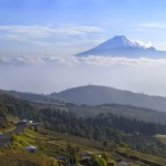 RUTA QUILOTOA. Volcán Cotopaxi desde la carretera a Tigua