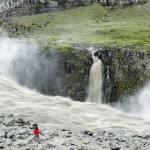 ISLANDIA. La cascada DETTIFOSS es la más caudalosa de Europa