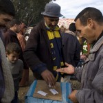 Trileros en un mercado de la provincia de CHEFCHAOUEN