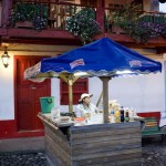 MEDELLÍN. Pueblito Paisa. Puesto de refrescos